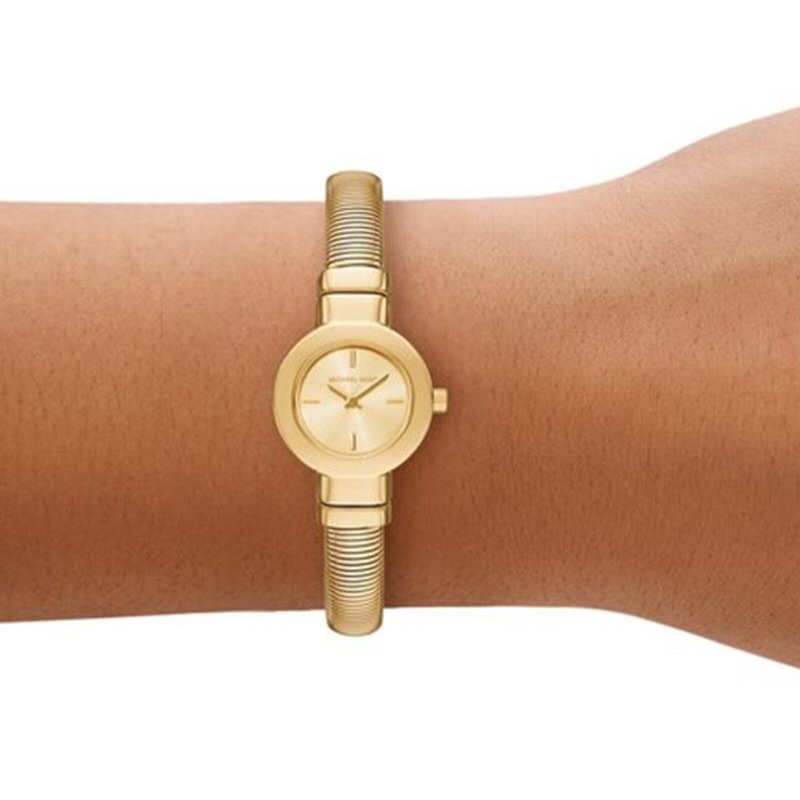 ساعة Michael Kors الذهبية