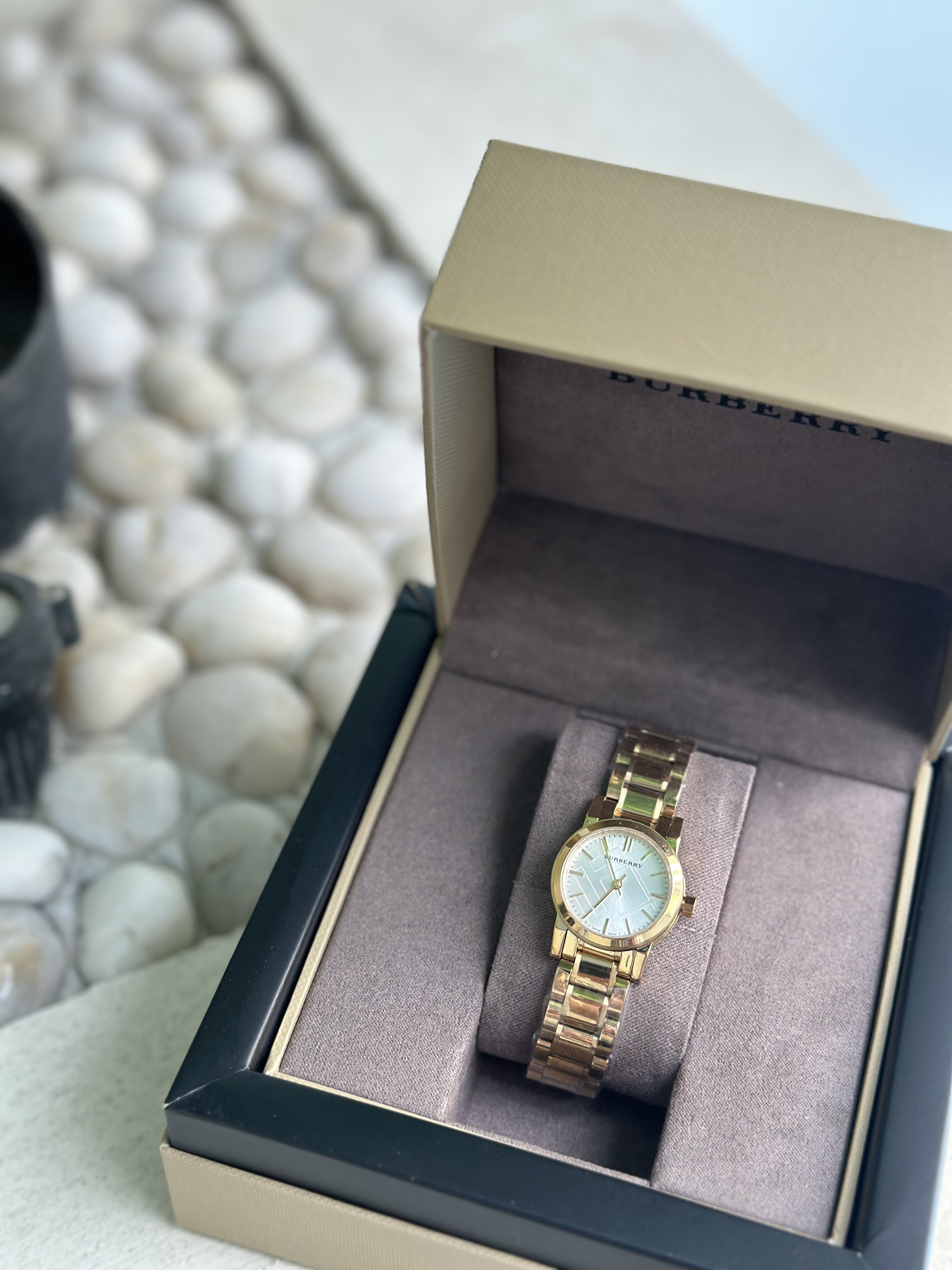 ساعة Burberry
