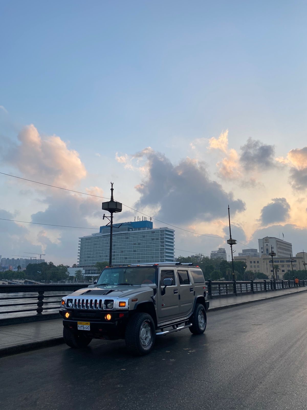 Hummer H2